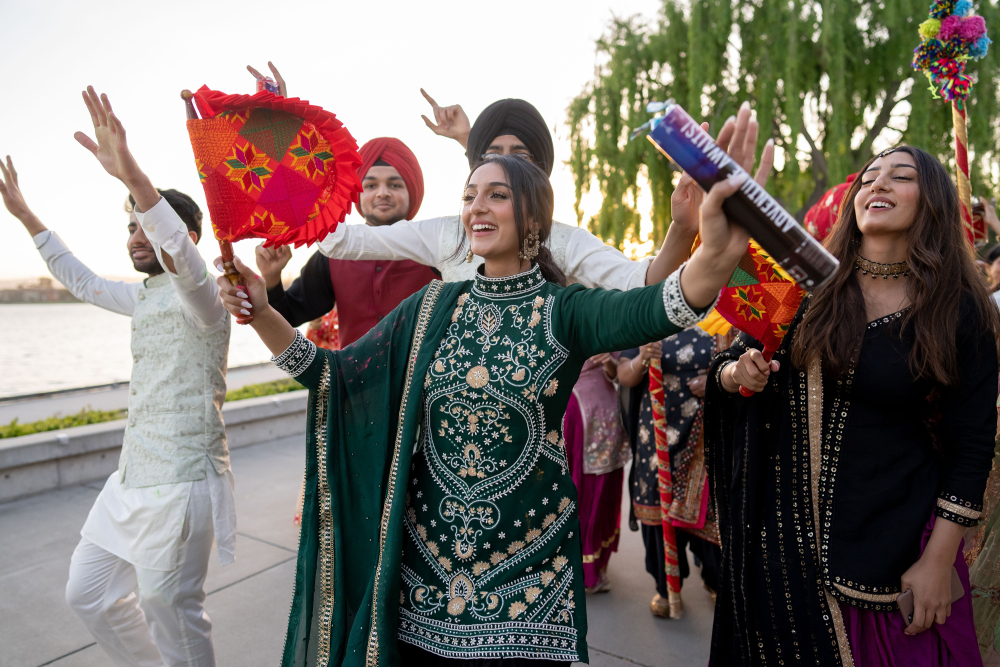 Amreet Jaago-325 3000