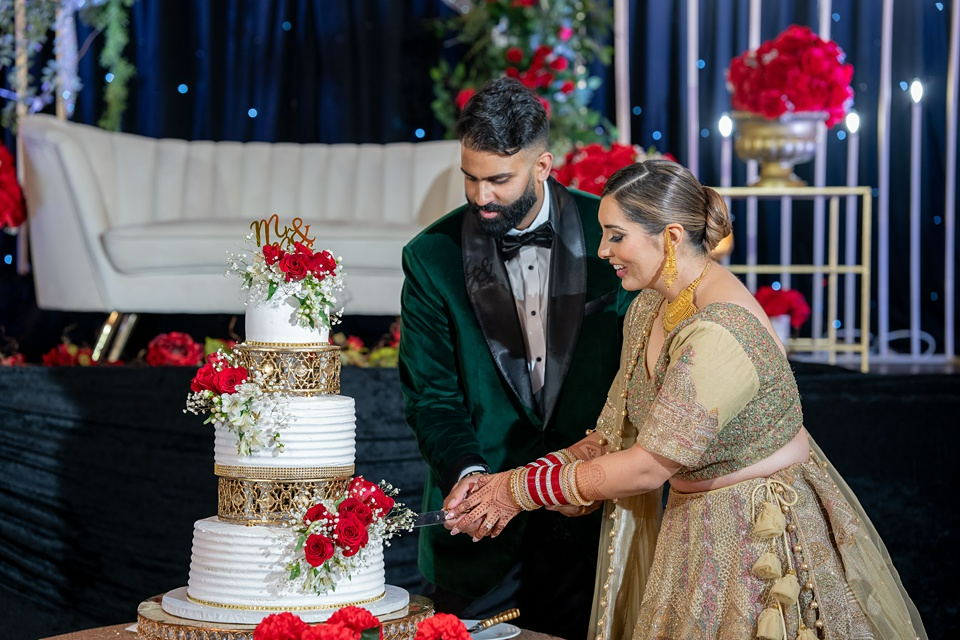 8e175dae-0d92-435d-8e7f-ce8c4d7d781f