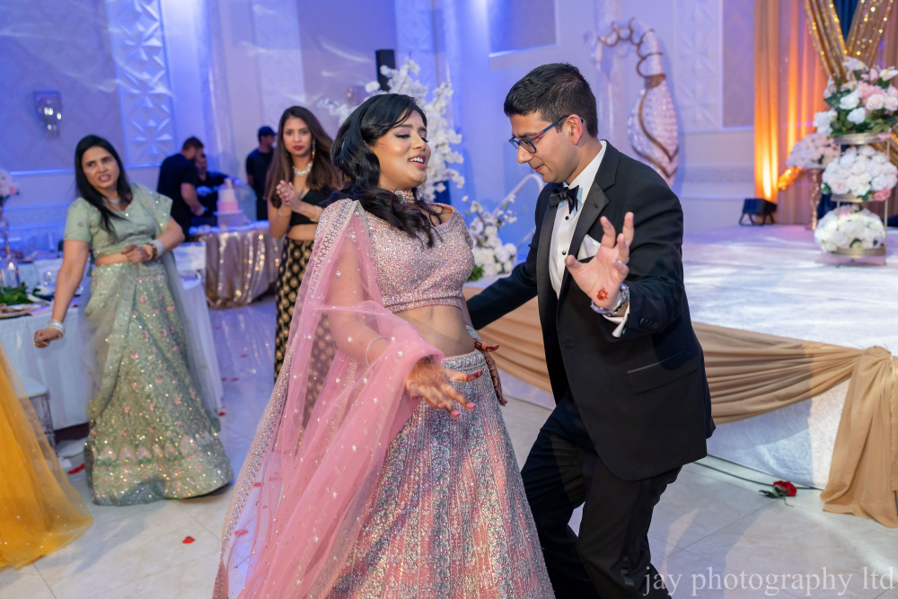 Divya Bhuwan Sangeet-840 3000