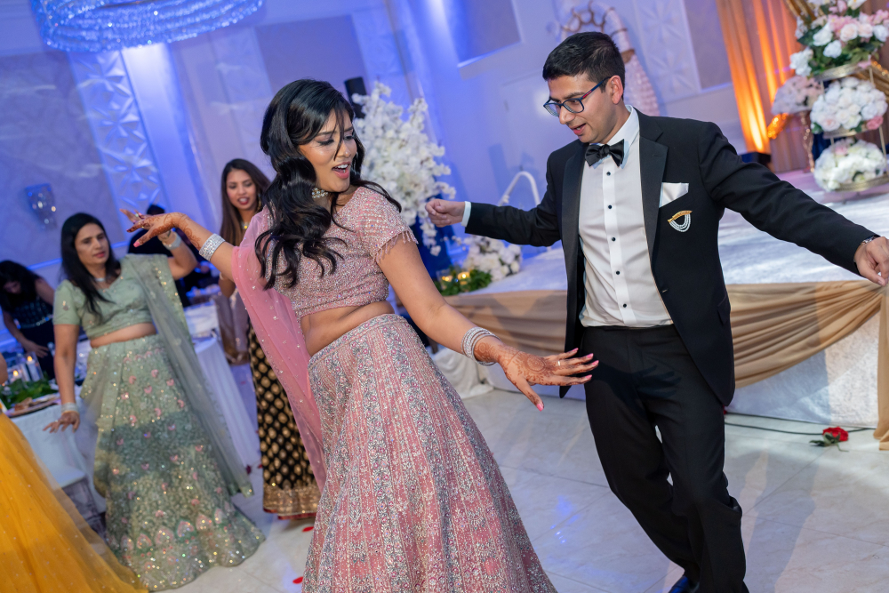 Divya Bhuwan Sangeet-838 3000