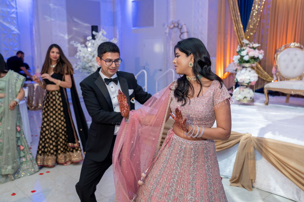 Divya Bhuwan Sangeet-842 3000