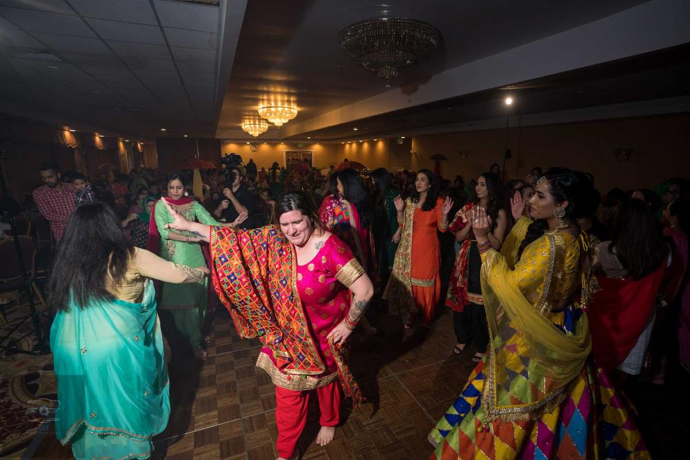 Jackie Jaago-484 3000