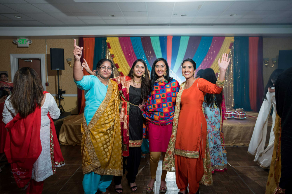 Jackie Jaago-514 3000