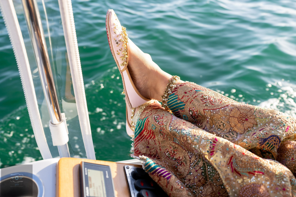 Amreet Jaago-243 3000